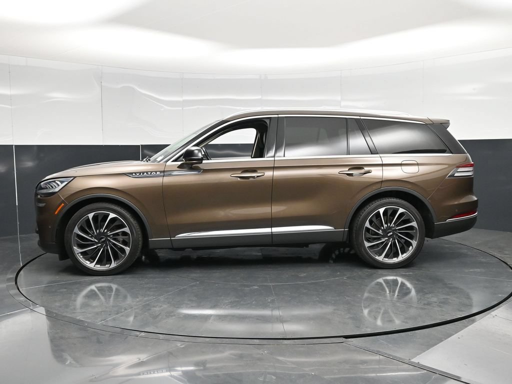 Used 2022 Lincoln Aviator Reserve w/ Equipment Group 201A AWD/4WD image 9
