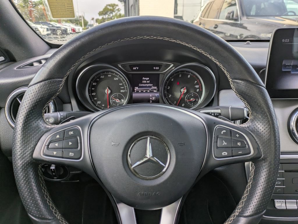 Used 2018 Mercedes-Benz CLA 250 image 27