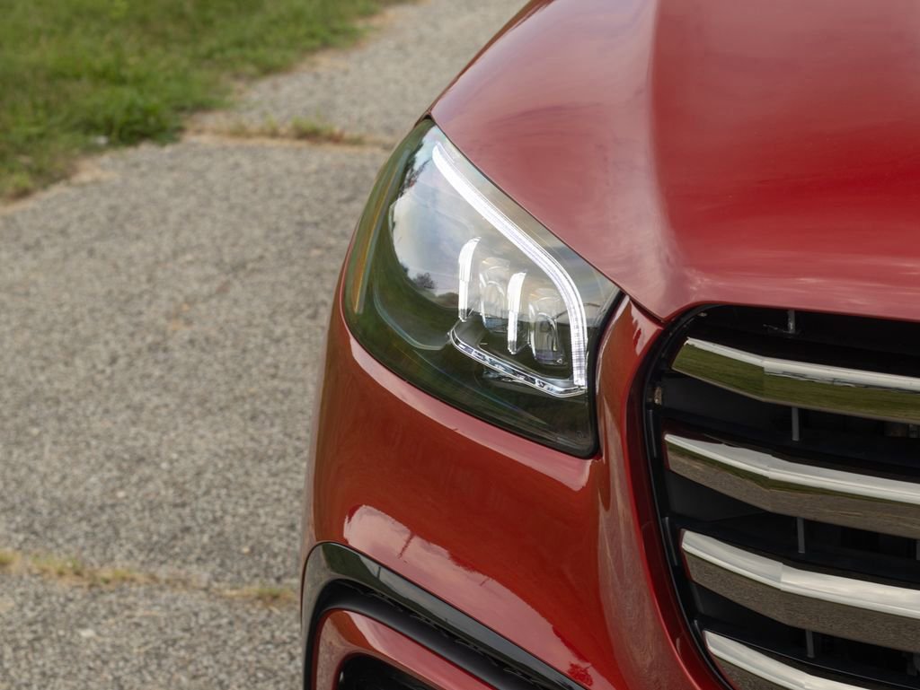 New 2025 Mercedes-Benz GLS 450 4MATIC image 31