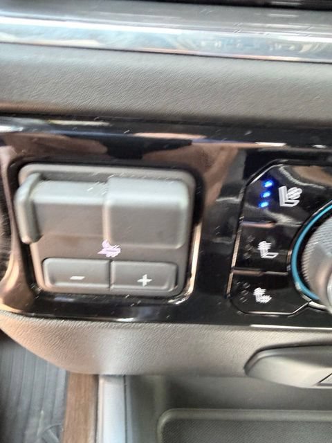 Certified 2024 Chevrolet Silverado 2500 High Country w/ Technology Package AWD/4WD image 46