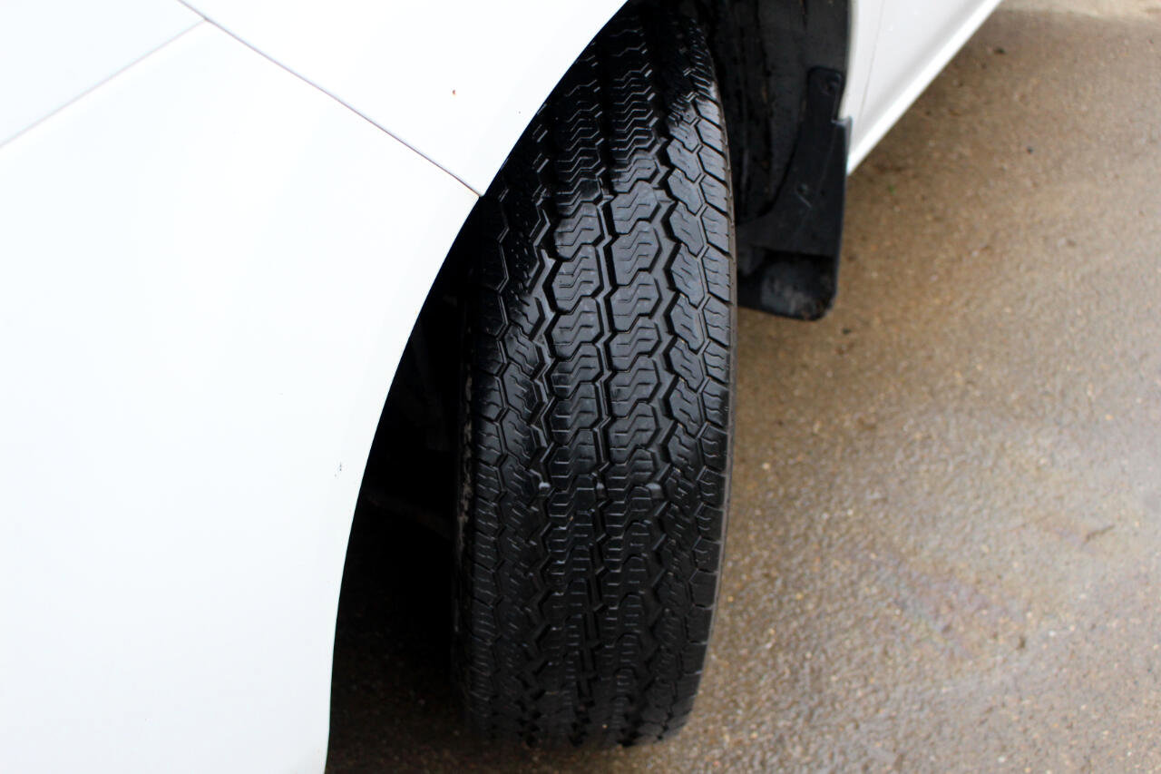 Used 2018 Nissan NV200 SV image 39