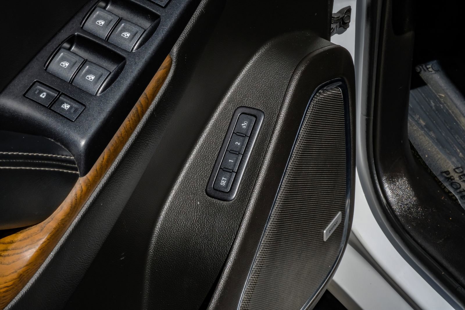 Used 2018 GMC Yukon Denali RWD image 52