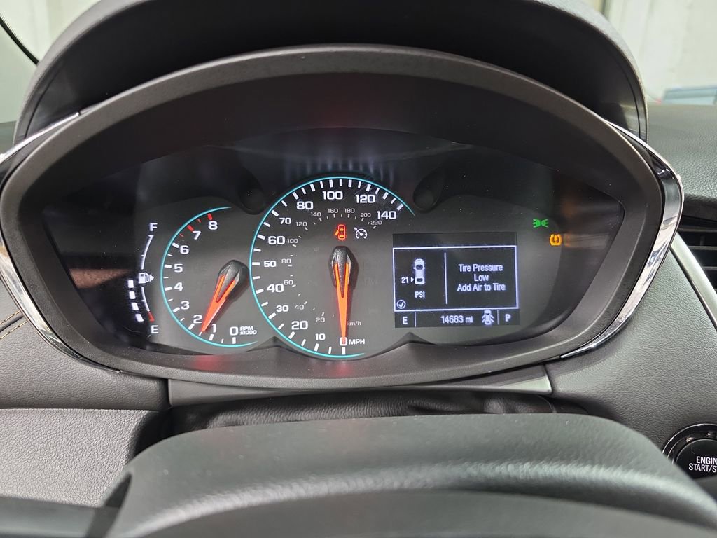 Used 2020 Chevrolet Trax LT w/ LT Convenience Package FWD image 18