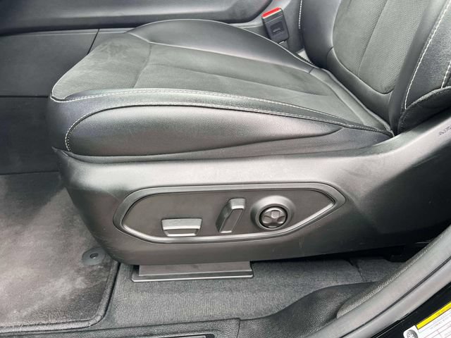 Used 2024 Jeep Grand Cherokee L Laredo AWD/4WD image 28