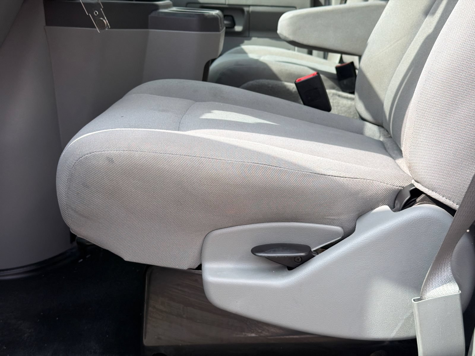 Used 2023 Ford E-350 and Econoline 350 Super Duty w/ Power Windows & Locks Group RWD image 19