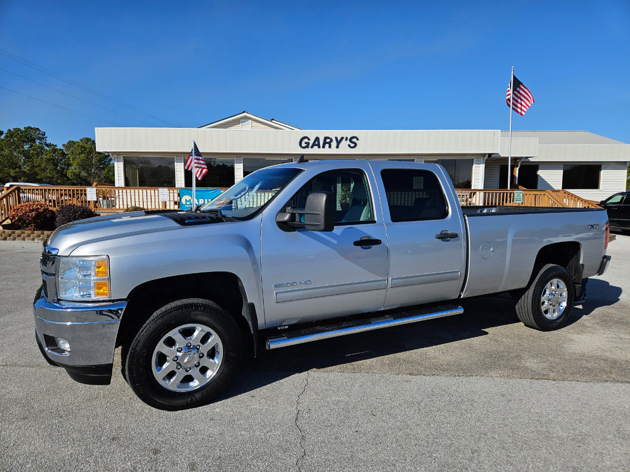 Used 2014 Chevrolet Silverado 2500 LT w/ Interior Plus Package image 2