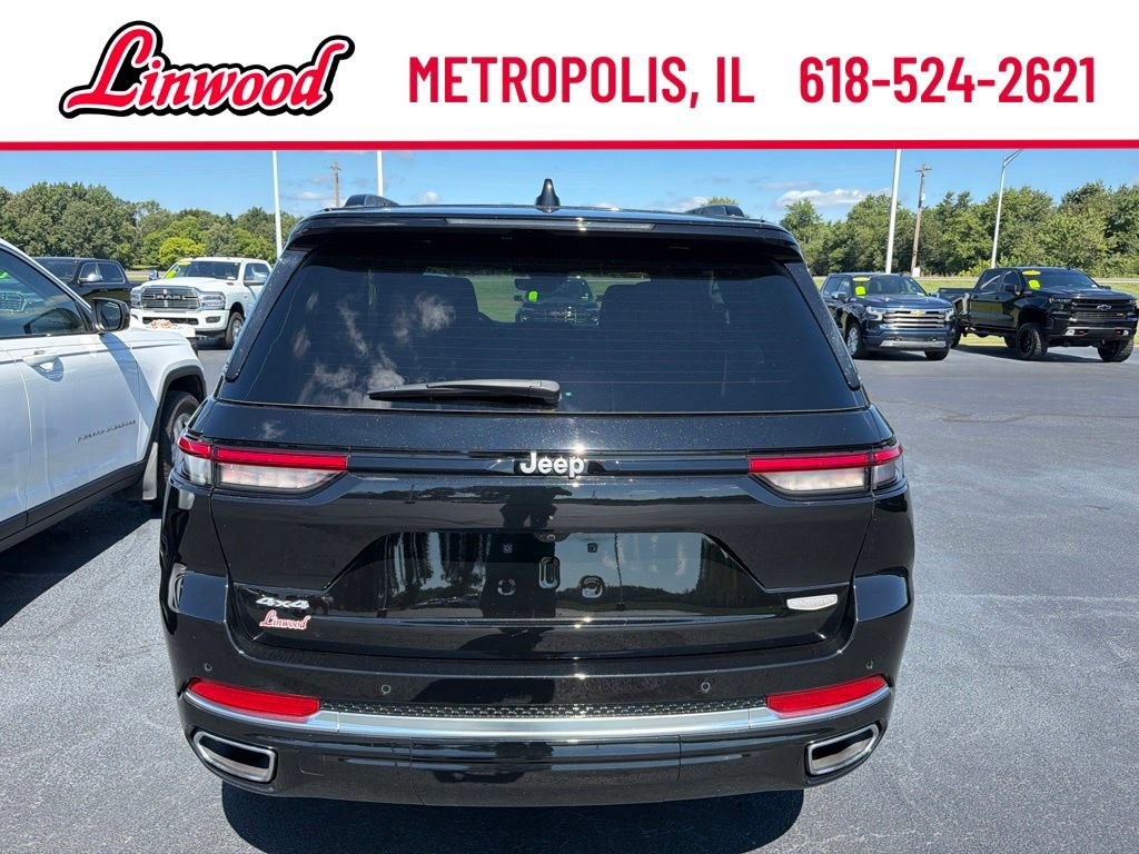 Used 2025 Jeep Grand Cherokee Summit AWD/4WD image 6