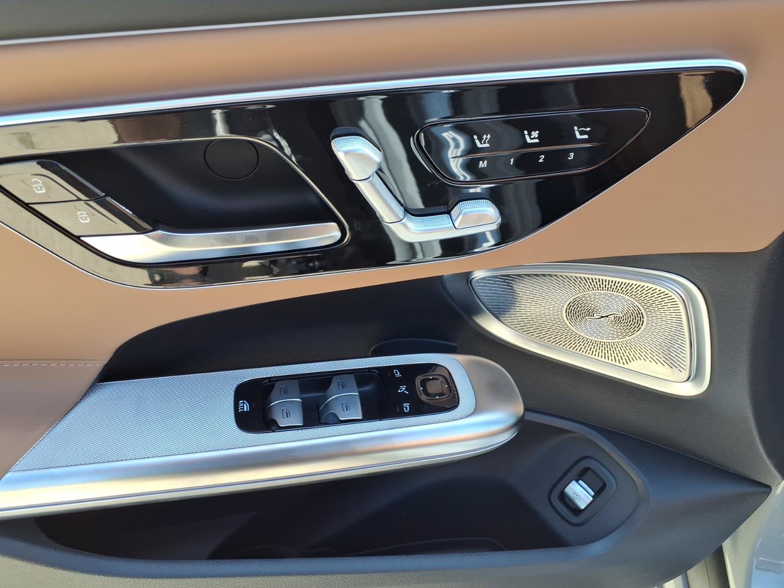 New 2026 Mercedes-Benz CLE 53 AMG 4MATIC Cabriolet image 10