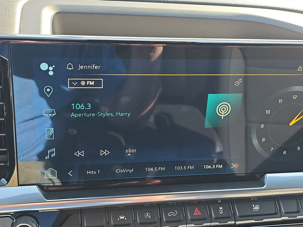 Used 2023 Chevrolet Silverado 1500 LT image 22