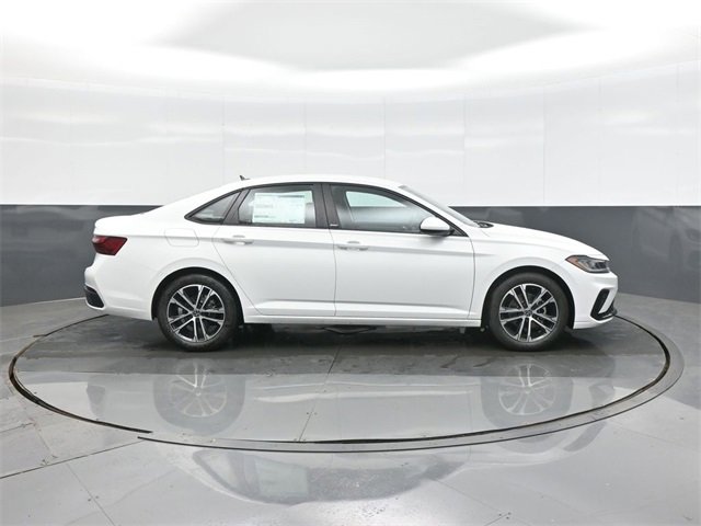 New 2026 Volkswagen Jetta Sport image 8