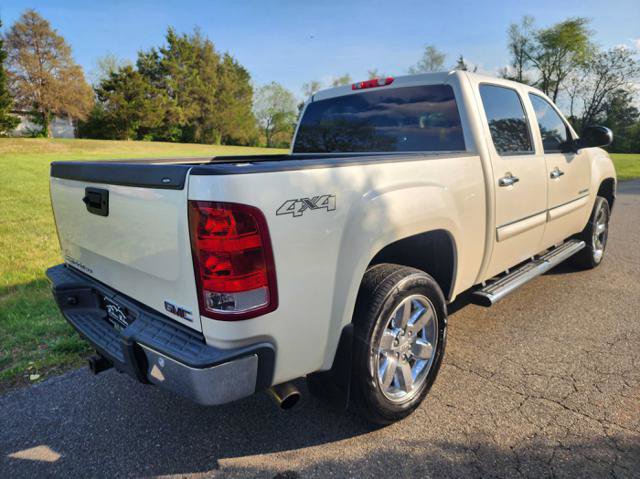 Used 2013 GMC Sierra 1500 SLT w/ SLT White Diamond Edition AWD/4WD image 6