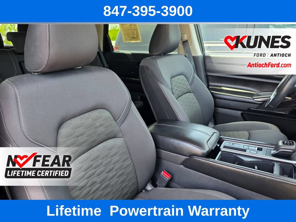 Used 2025 Nissan Pathfinder SV FWD image 39