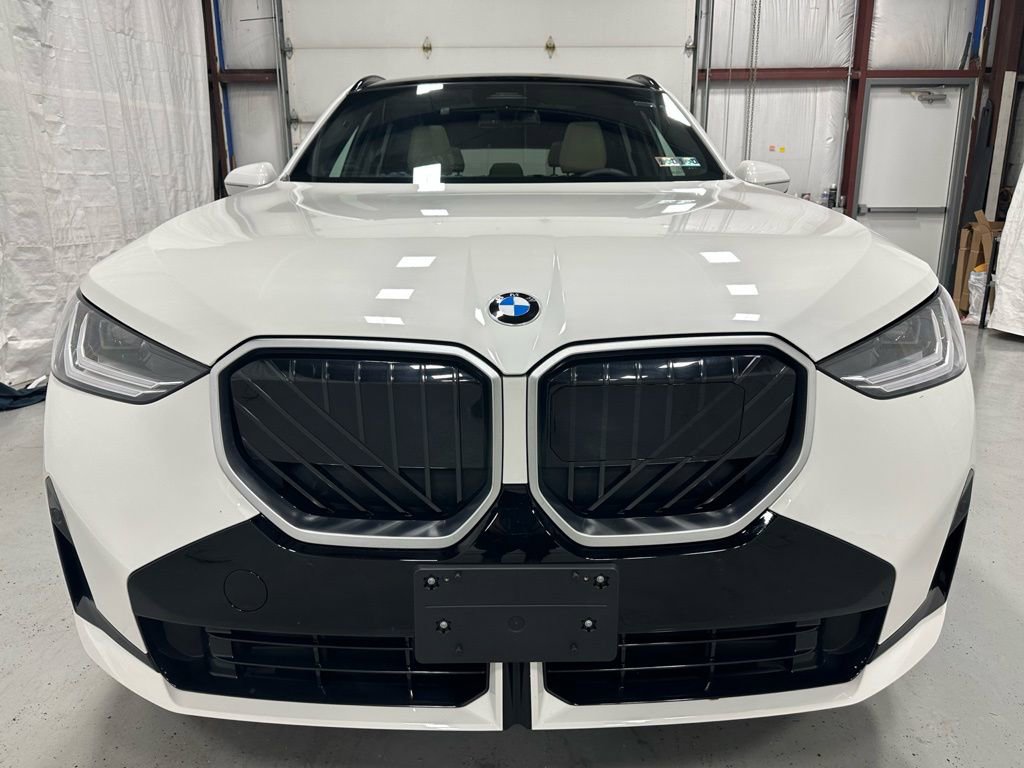 Used 2025 BMW X3 xDrive30i w/ M Sport Package image 2