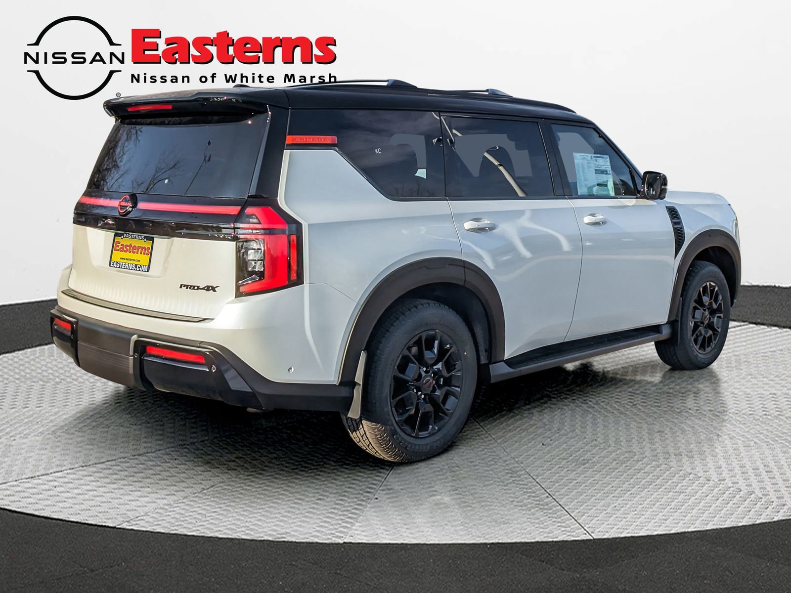 New 2026 Nissan Armada PRO-4X w/ Captain's Chari Seat Package image 6