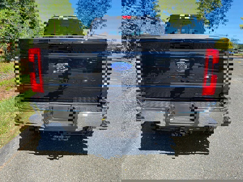 New 2026 Ford F350 Lariat image 30