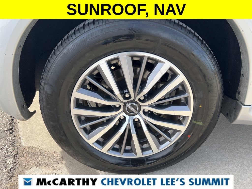 Used 2024 Nissan Armada SL image 17