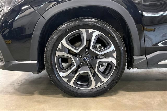 Used 2023 Subaru Ascent Limited AWD/4WD image 9