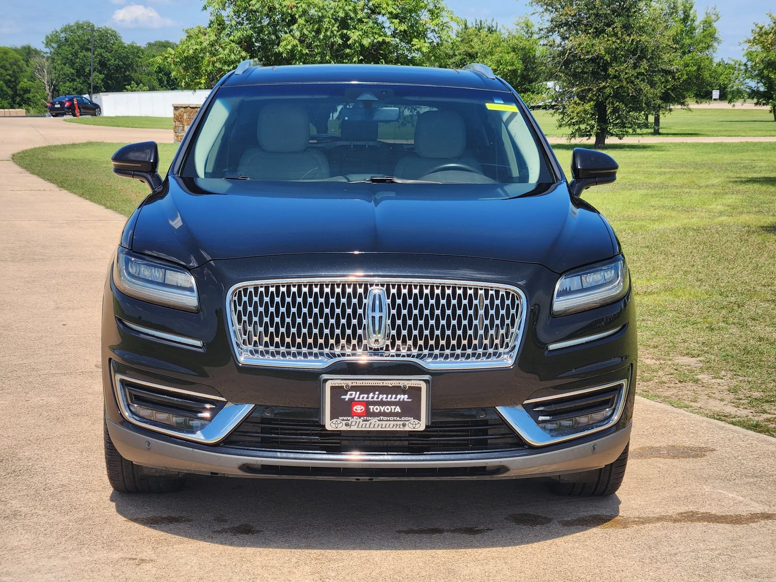 Used 2020 Lincoln Nautilus Reserve w/ Equipment Group 201A FWD image 6