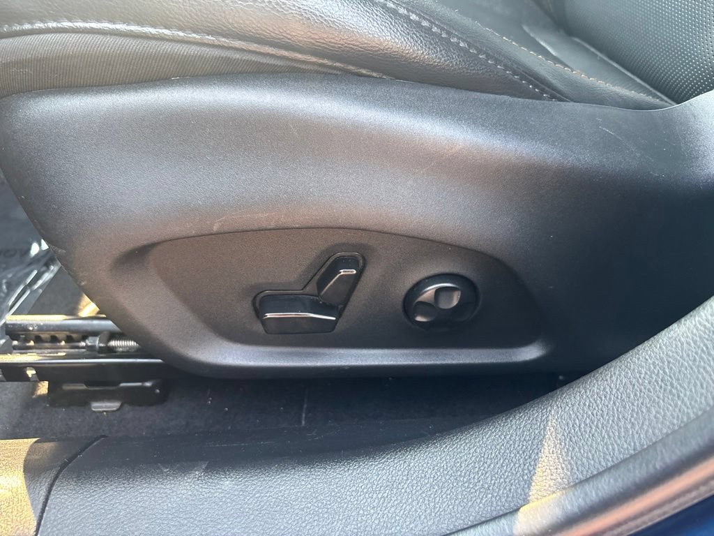 Used 2018 Jeep Compass Limited FWD image 30