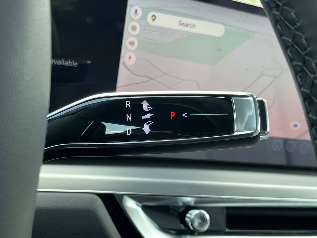 New 2026 Cadillac Lyriq Premium Luxury image 31