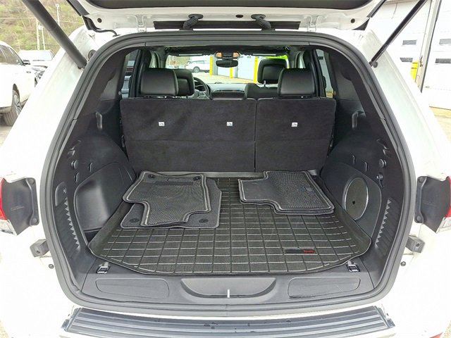 Used 2021 Jeep Grand Cherokee Limited w/ Sun & Sound Group image 27