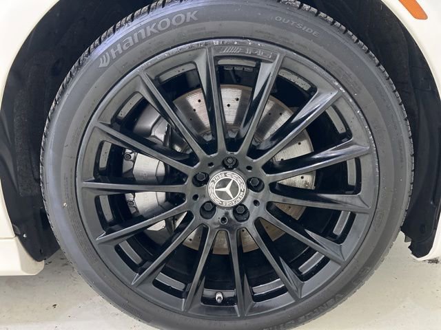 Used 2022 Mercedes-Benz S 500 4MATIC w/ AMG Line Package image 57