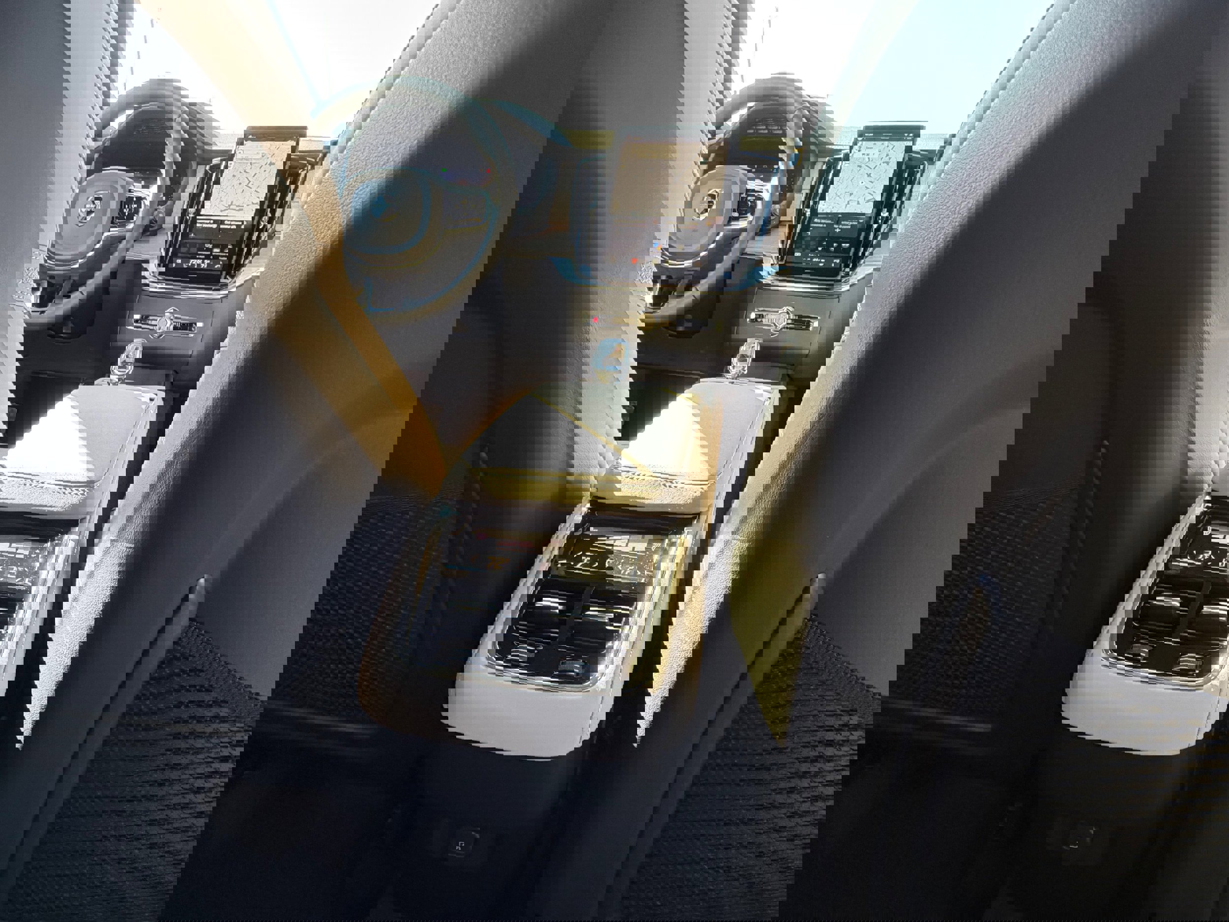 New 2026 Volvo XC90 B6 Core w/ Protection Package Premier image 11