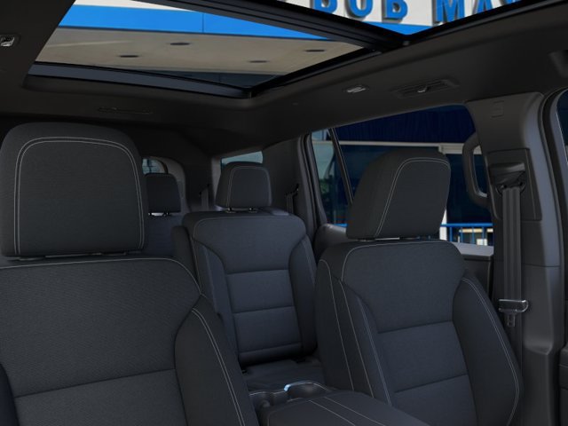 New 2027 Chevrolet Traverse LT w/ Sun and Wheel Package FWD image 24