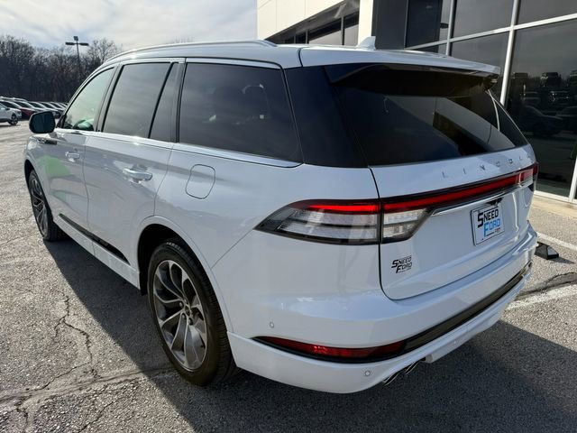 Used 2023 Lincoln Aviator Grand Touring w/ Equipment Group 301A AWD/4WD image 5