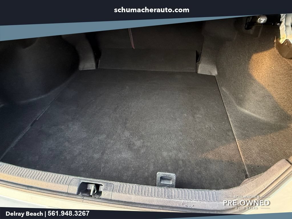 Used 2022 Toyota Camry XSE FWD image 16