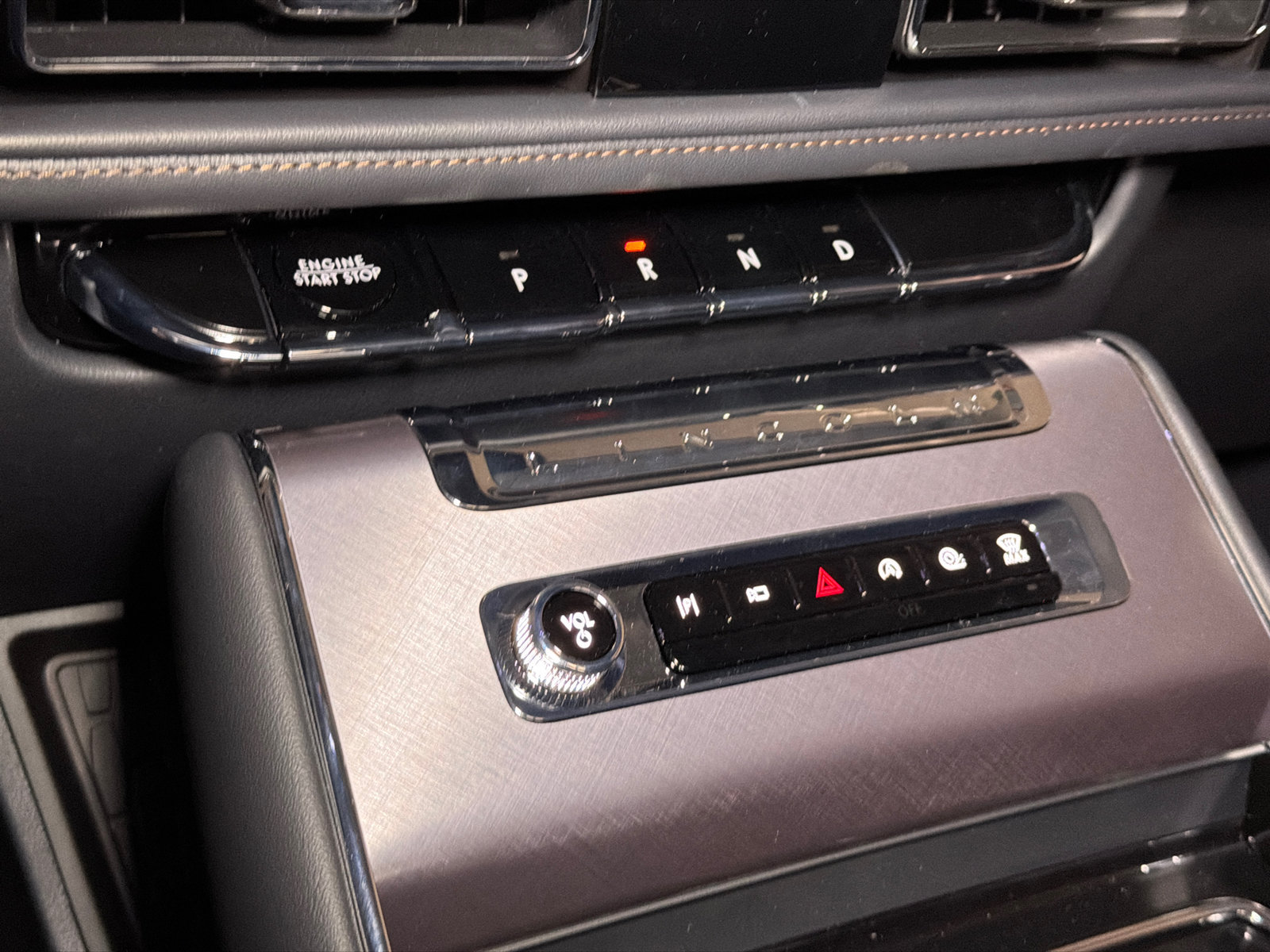 New 2027 Lincoln Aviator AWD image 30