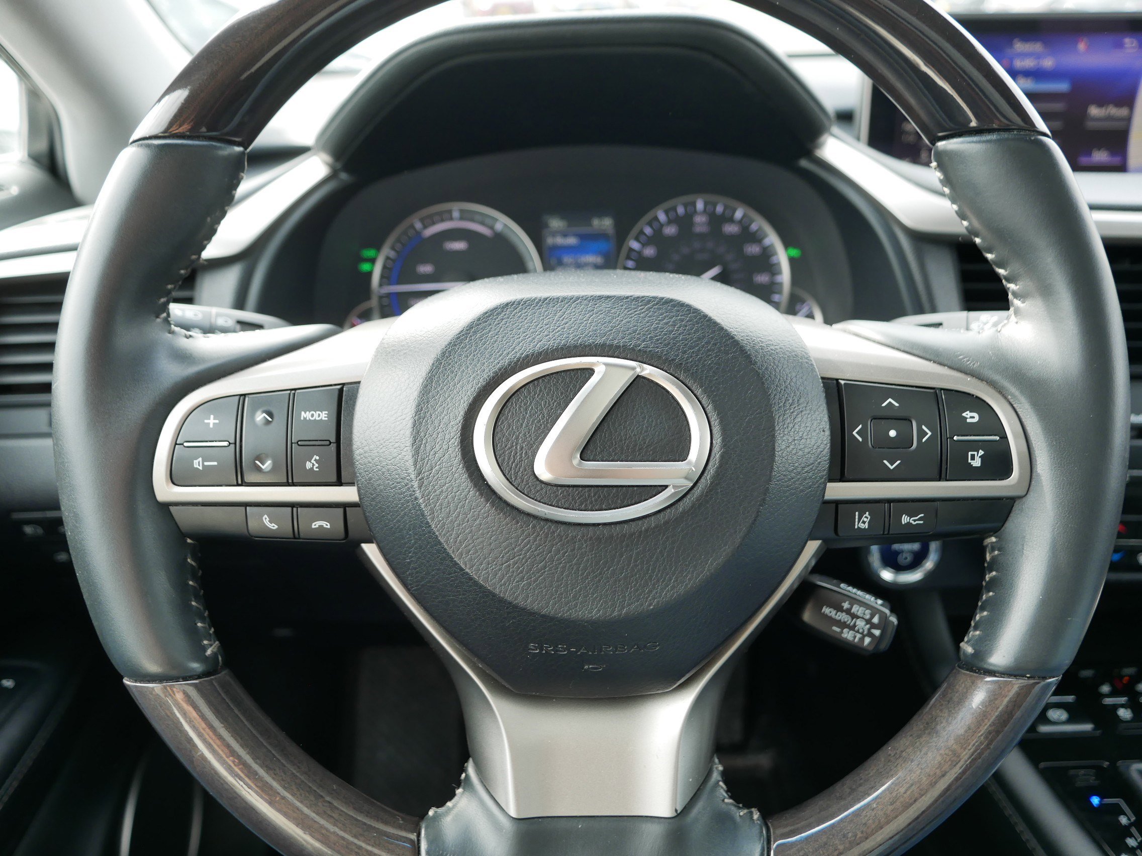 Used 2016 Lexus RX 450h AWD w/ Luxury Package image 25