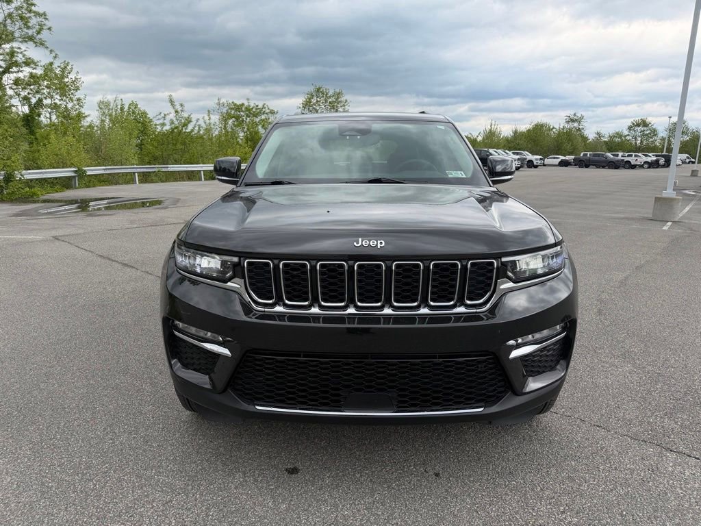Used 2023 Jeep Grand Cherokee Limited AWD/4WD image 7
