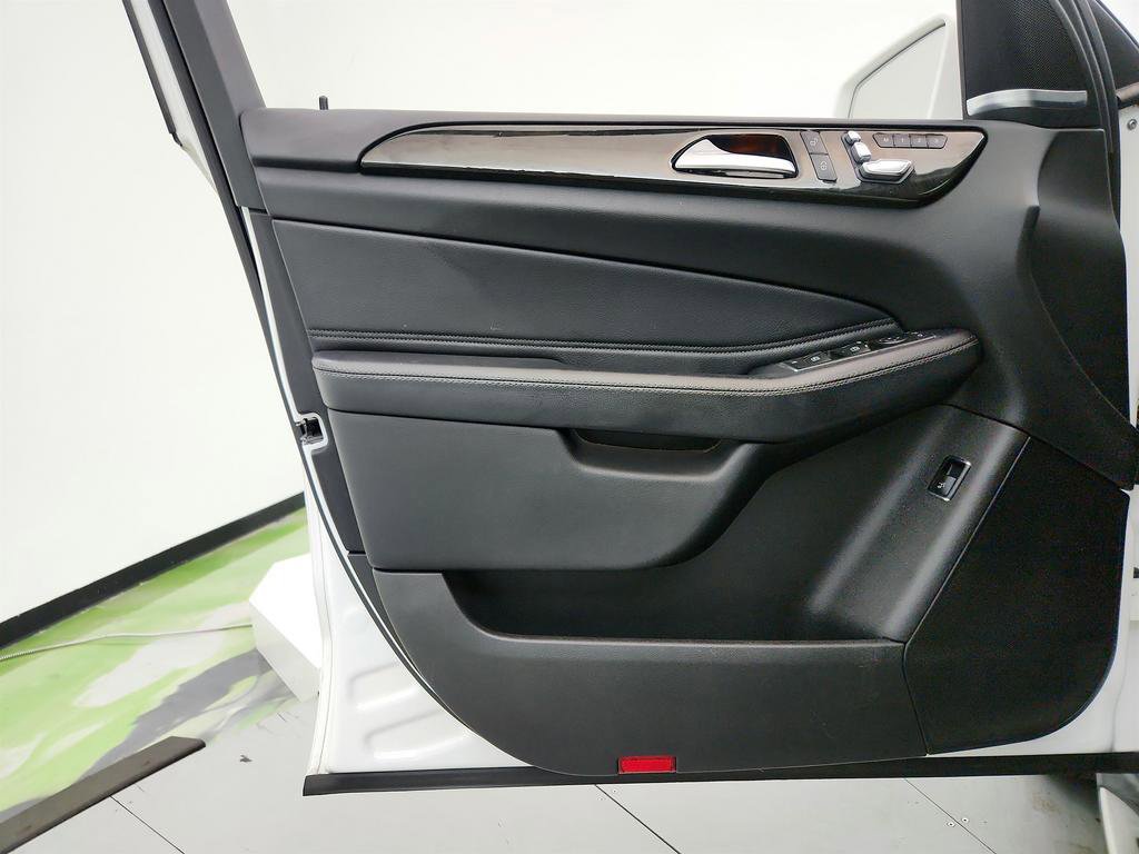Used 2018 Mercedes-Benz GLE 350 image 24