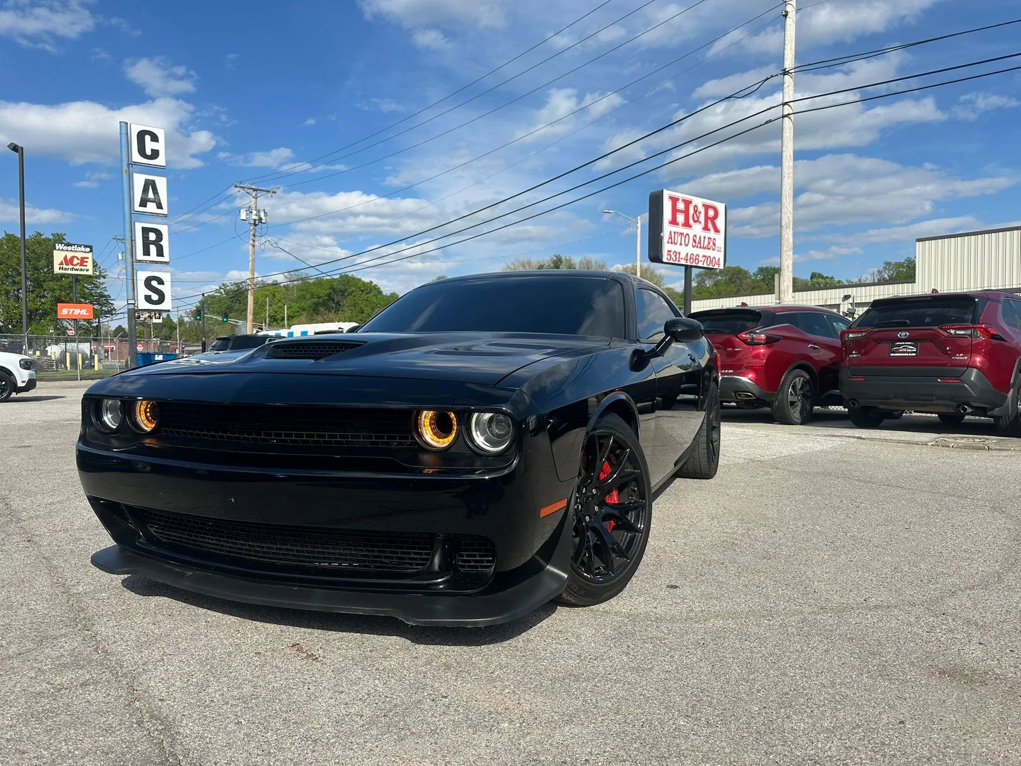 Used 2016 Dodge Challenger SRT Hellcat RWD image 1