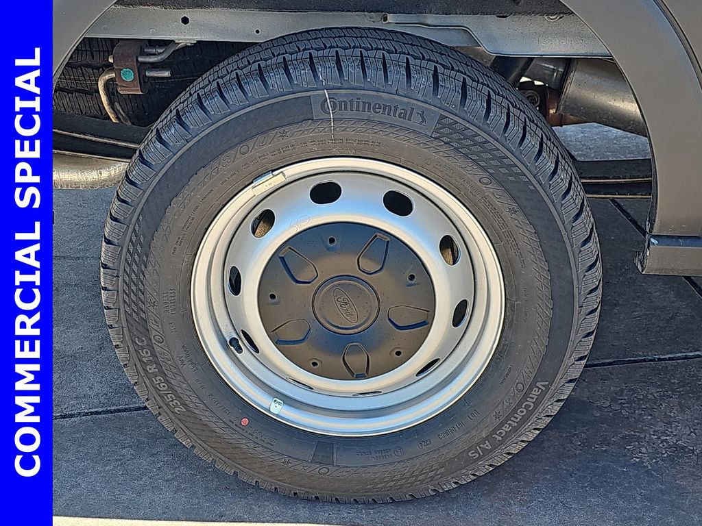 New 2025 Ford Transit 250 Low Roof image 39