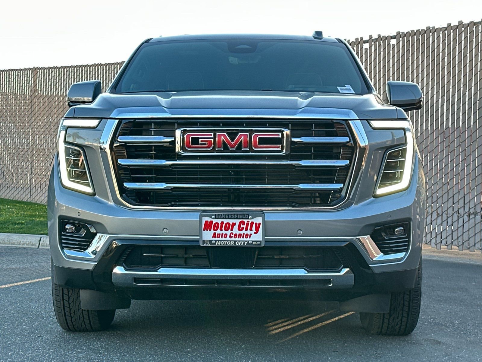 New 2026 GMC Yukon XL Elevation w/ Elevation Premium Package AWD/4WD image 9