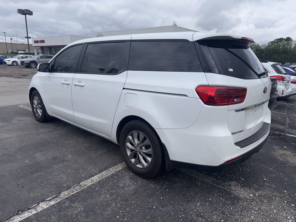 Used 2021 Kia Sedona LX FWD image 3