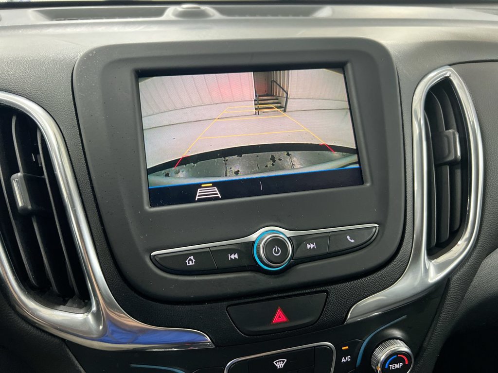 Used 2020 Chevrolet Equinox LT FWD image 15