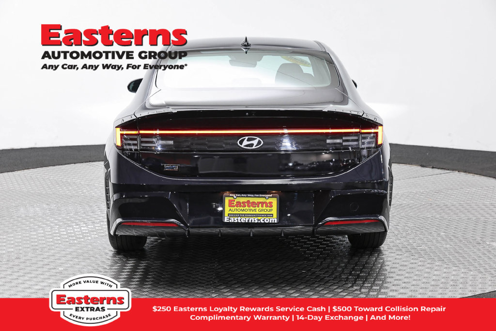 Used 2024 Hyundai Sonata SEL FWD image 7
