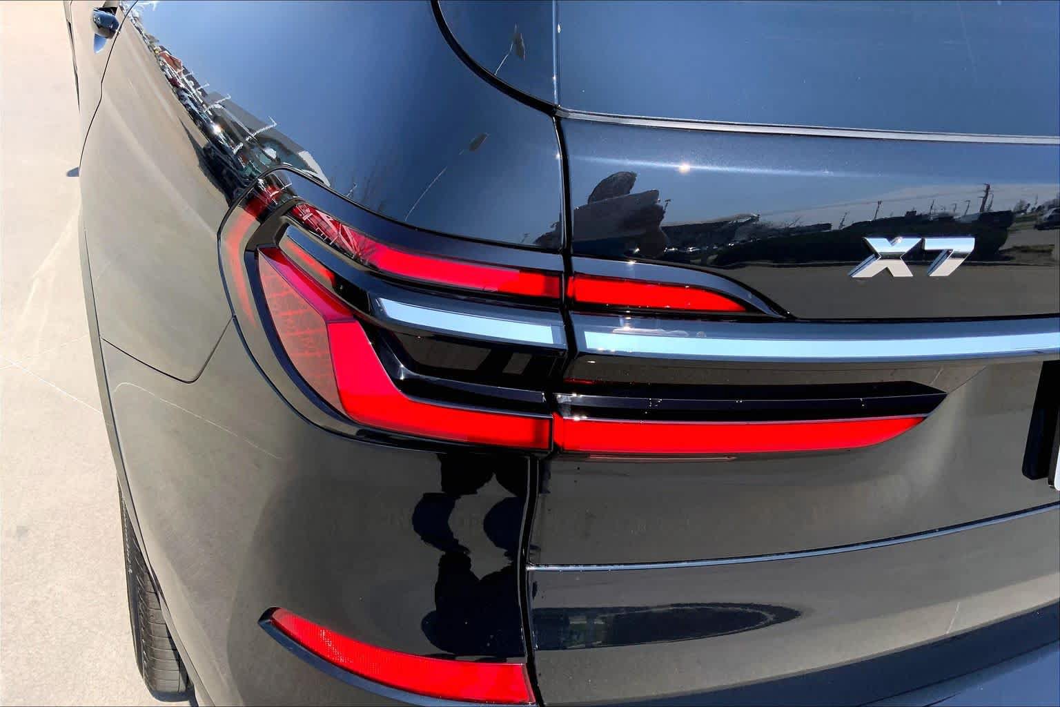 New 2026 BMW X7 M60i AWD/4WD image 14