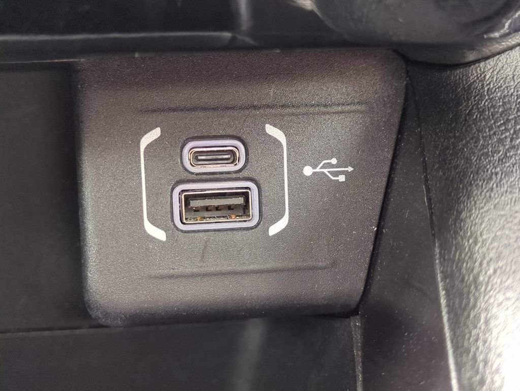 Certified 2022 Jeep Compass Latitude image 23