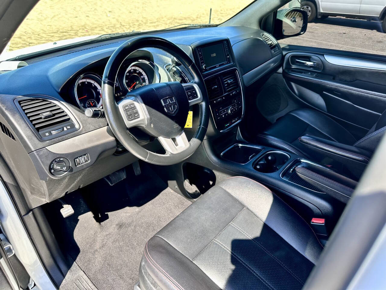 Used 2019 Dodge Grand Caravan GT image 7