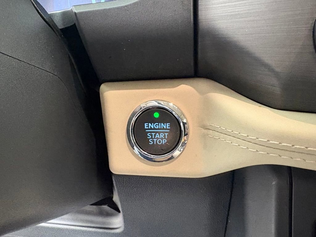 Certified 2024 Ford Expedition Max Platinum image 23