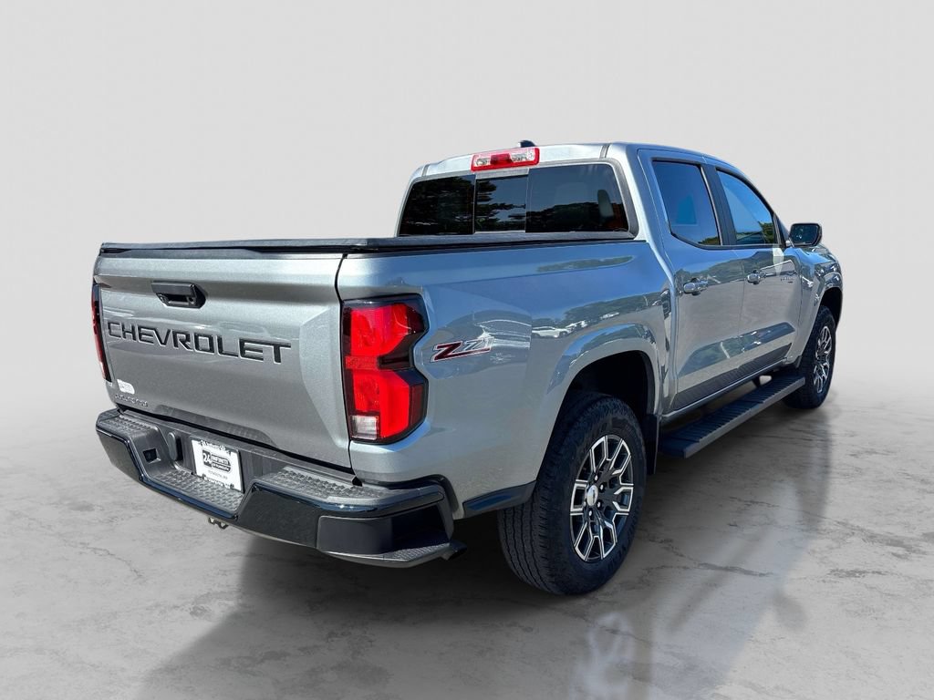 Used 2023 Chevrolet Colorado Z71 w/ Z71 Convenience Package 2 AWD/4WD image 6