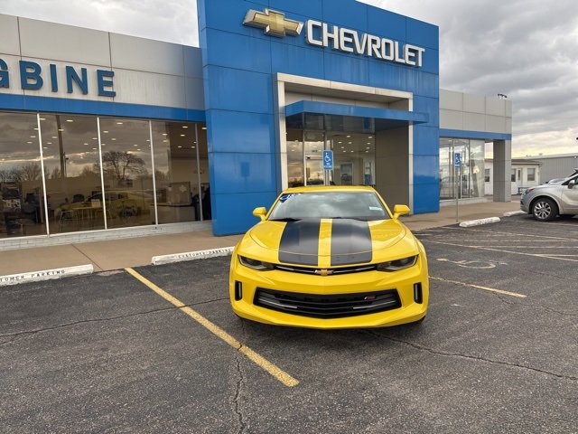 Used 2018 Chevrolet Camaro LT w/ RS Package image 2