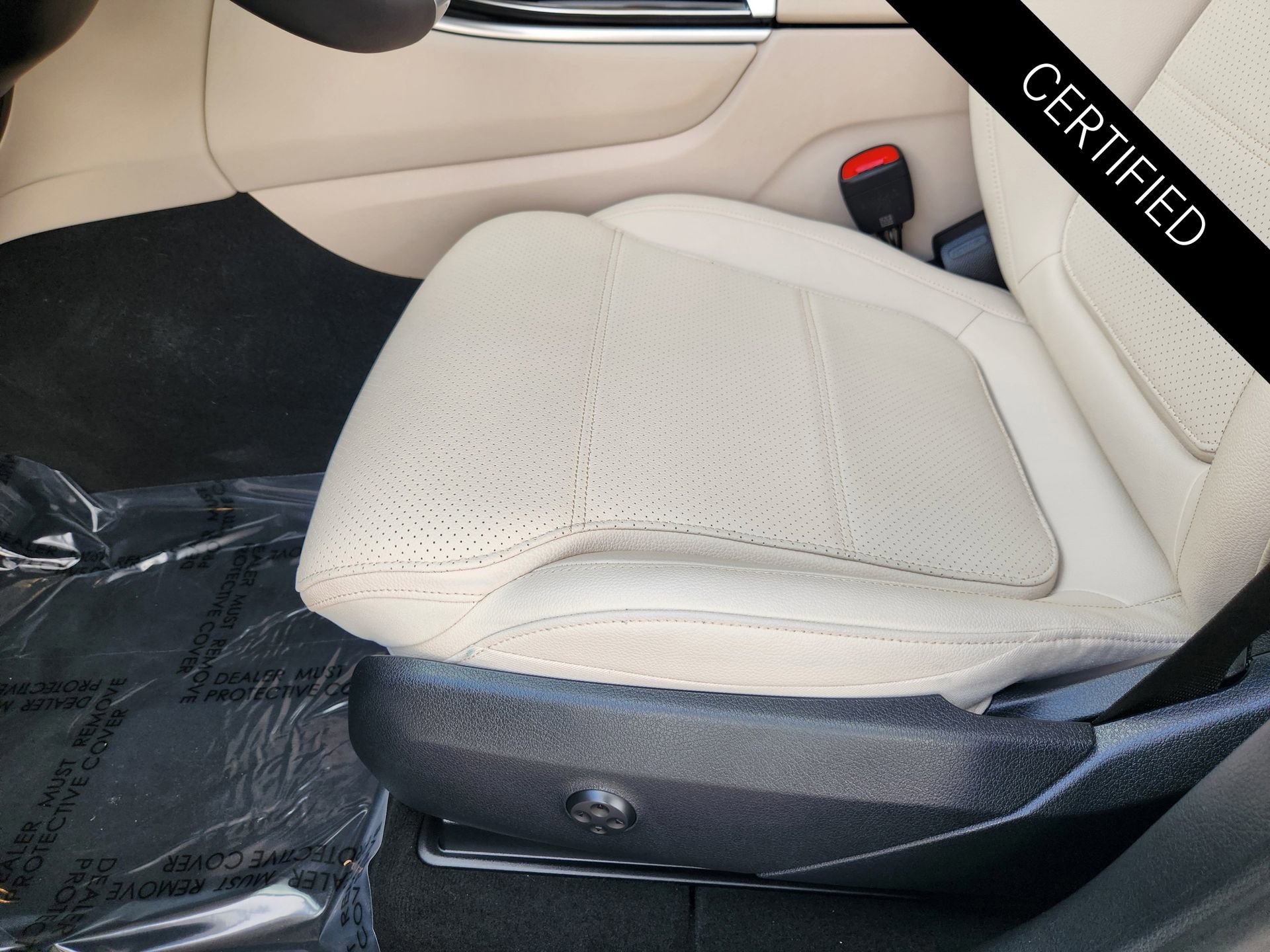 Certified 2026 Mercedes-Benz GLC 300 image 25