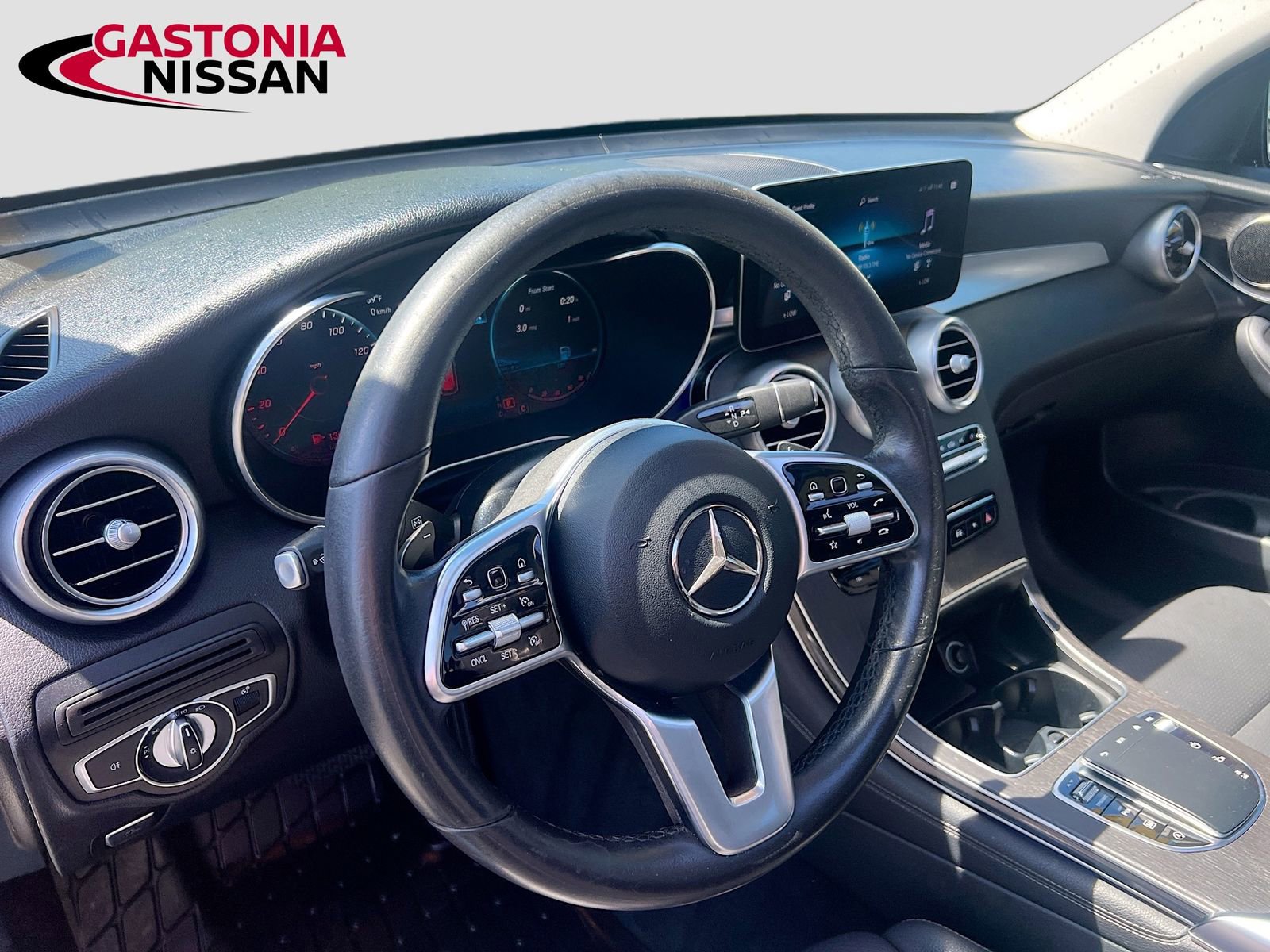 Used 2021 Mercedes-Benz GLC 300 image 11