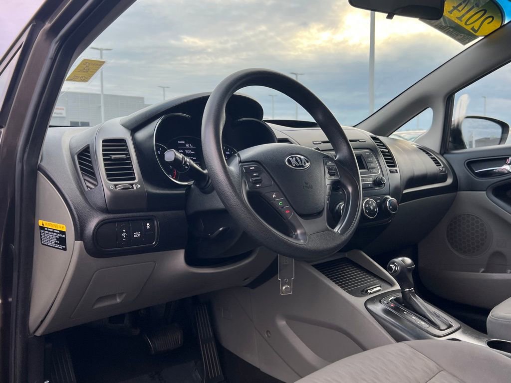 Used 2014 Kia Forte LX image 11