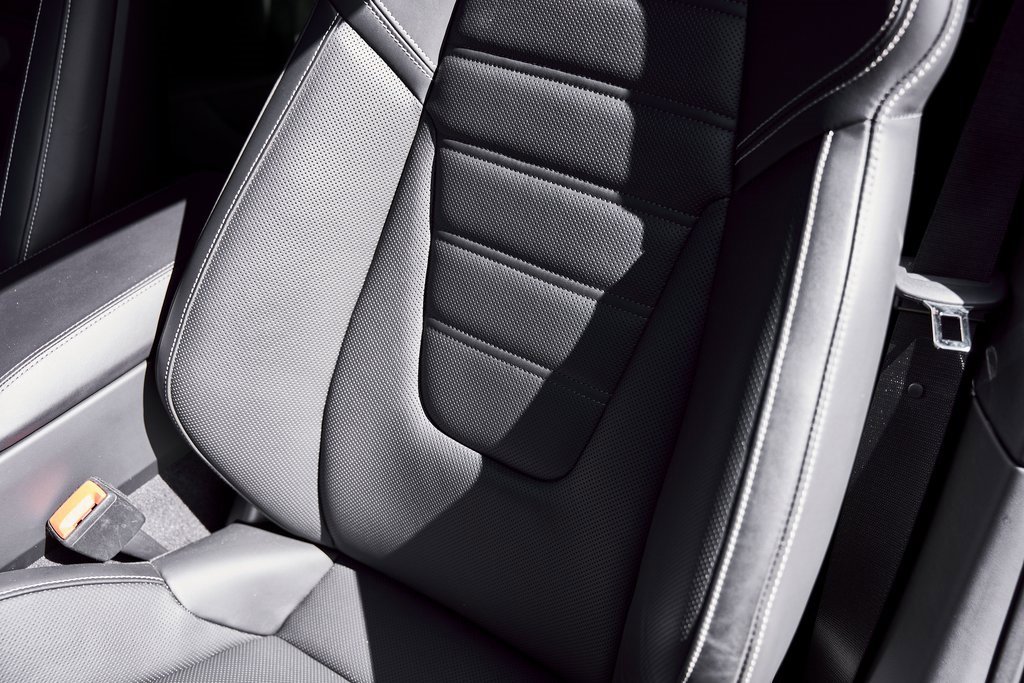 Used 2022 Porsche 911 Carrera 4 GTS w/ Premium Package image 44